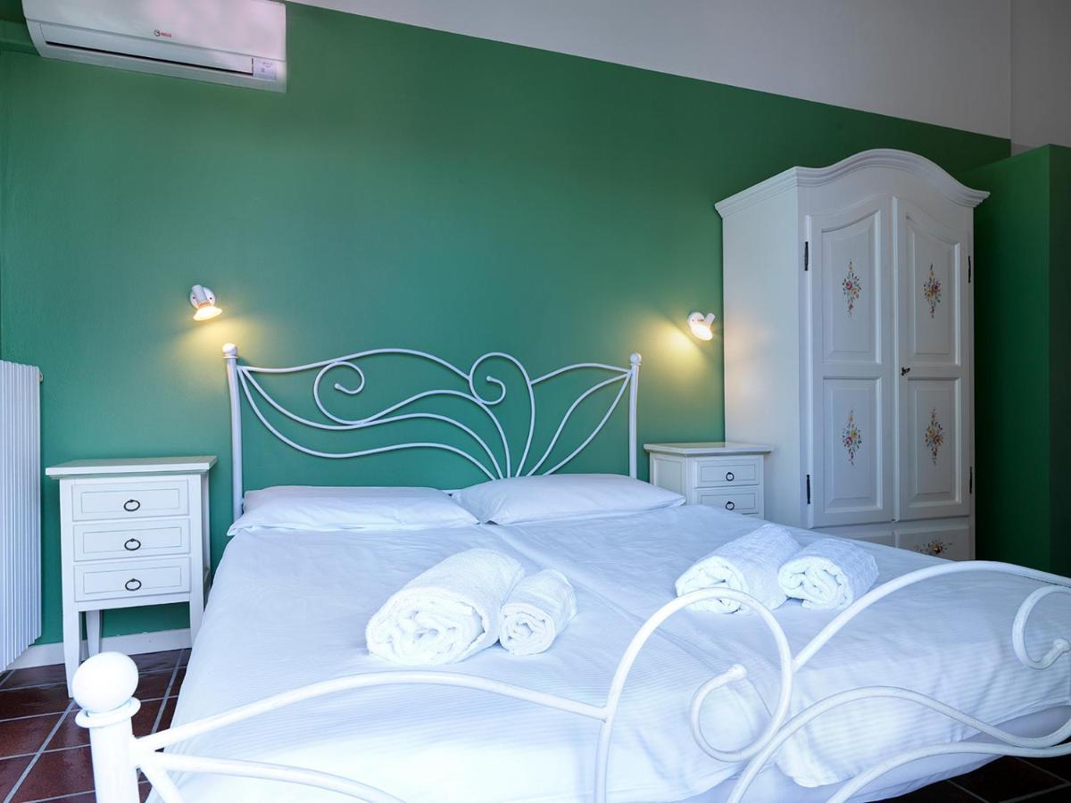Residence Il Melograno Манерба дел Гарда Екстериор снимка