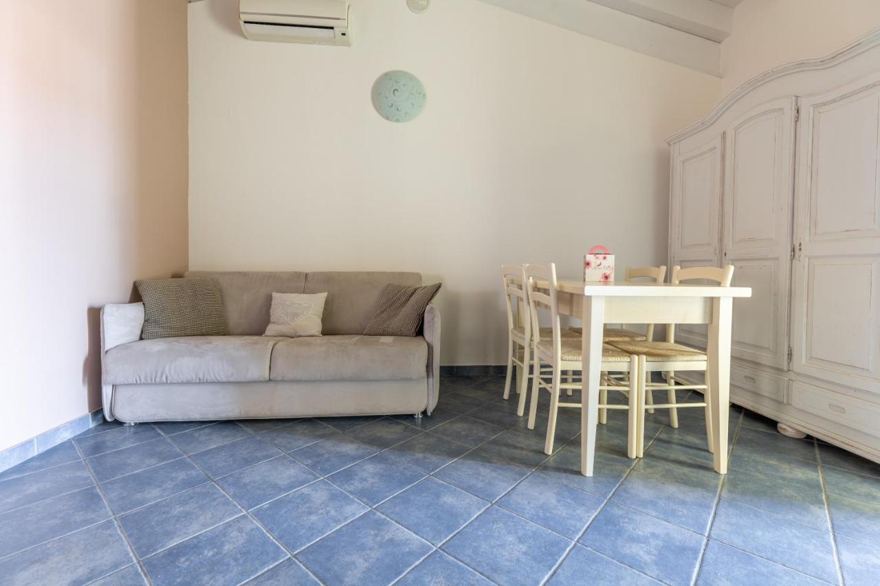 Residence Il Melograno Манерба дел Гарда Екстериор снимка