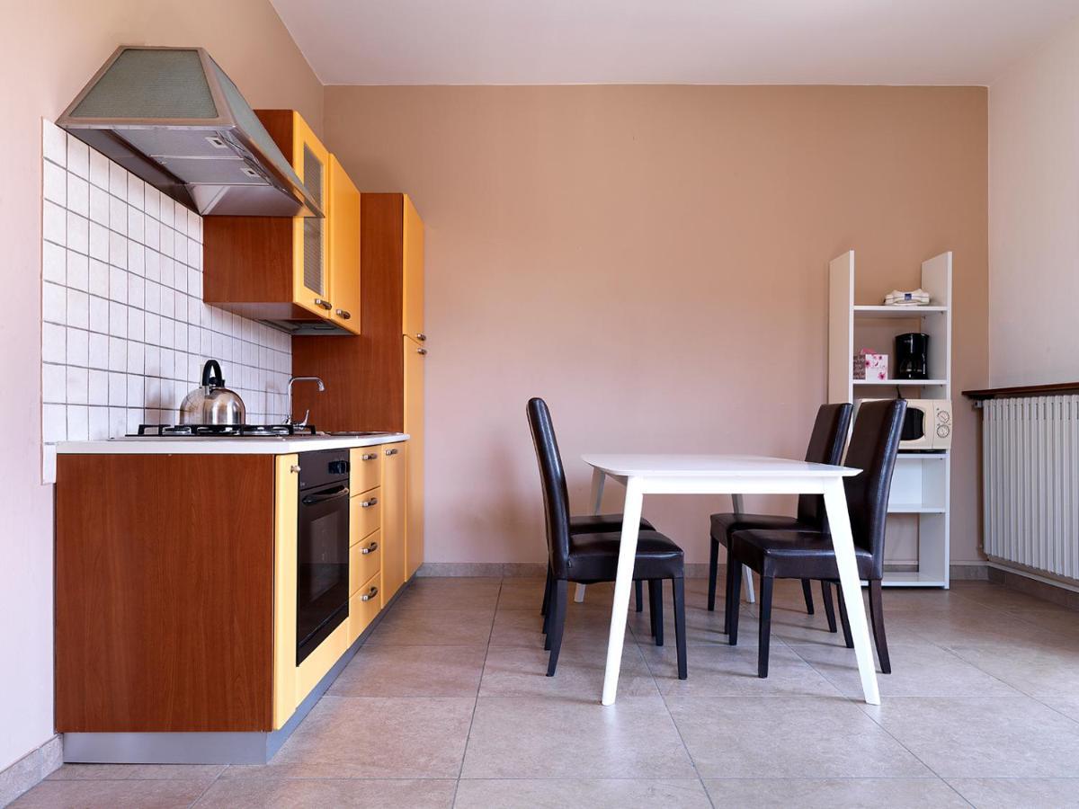 Residence Il Melograno Манерба дел Гарда Екстериор снимка