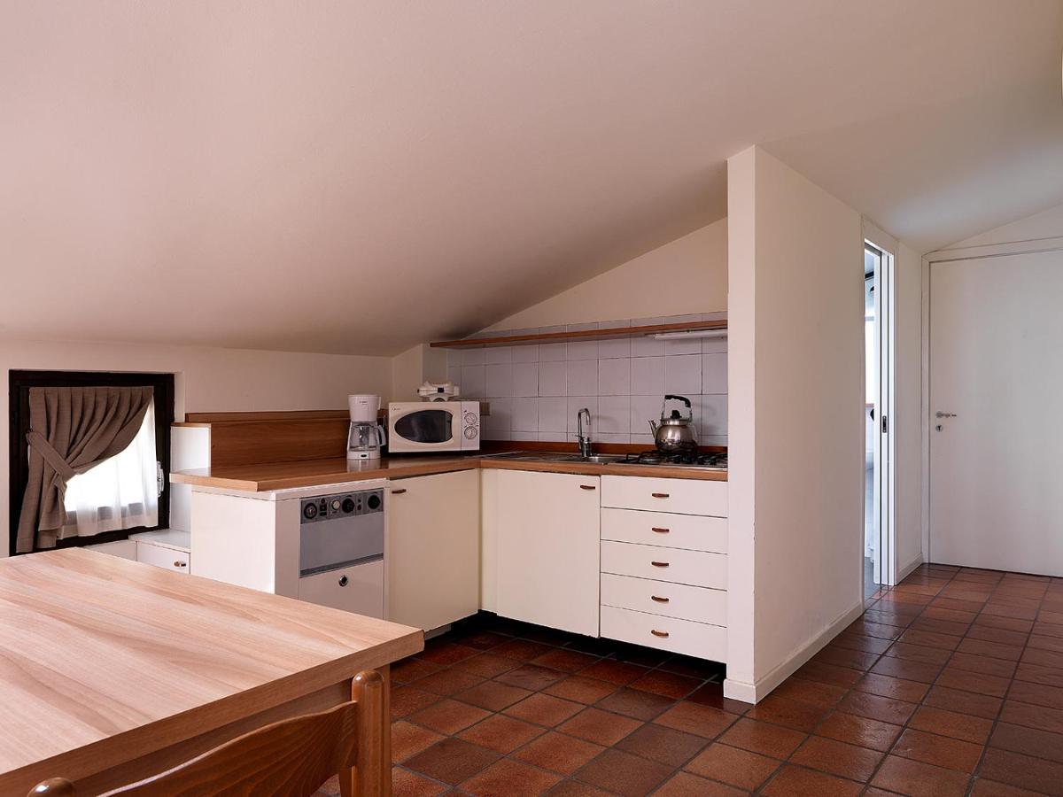 Residence Il Melograno Манерба дел Гарда Екстериор снимка