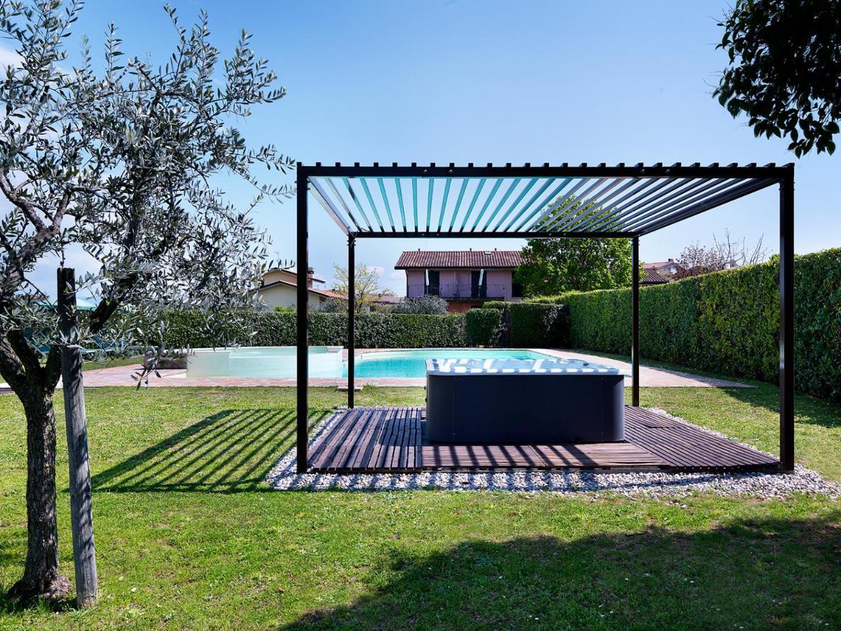 Residence Il Melograno Манерба дел Гарда Екстериор снимка