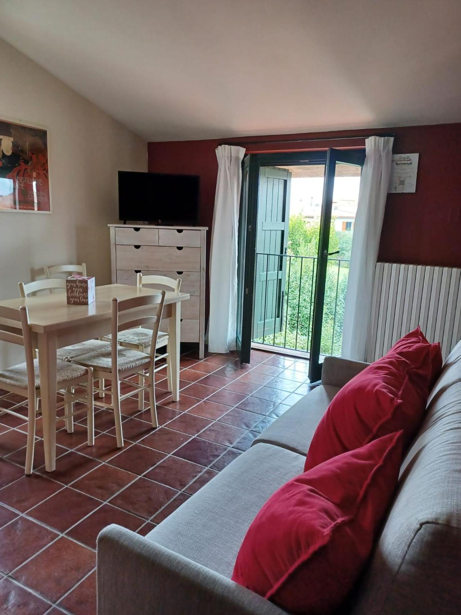 Residence Il Melograno Манерба дел Гарда Екстериор снимка